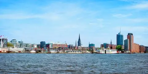 Titelbild für Hamburg mit Vorstellung in  der Elbphilharmonie